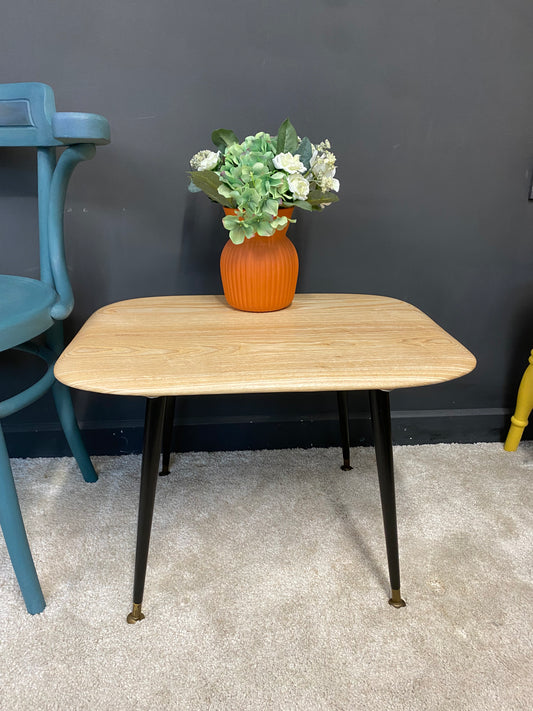 Ash table with vintage dansette legs