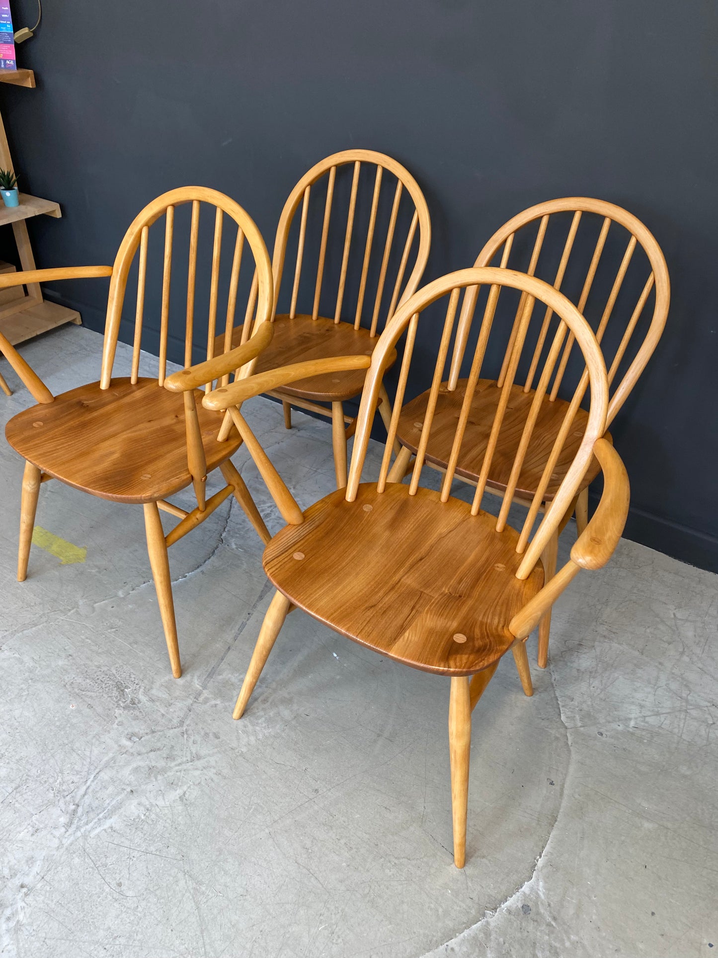 Vintage refurbished Ercol set Windsor Chairs inc 2 carvers