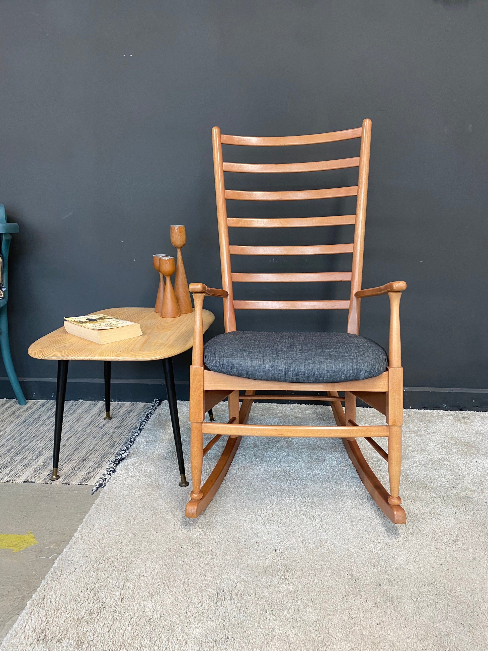 Middle Age Rocking Chair Mid century Rocking Chair – upfurniture