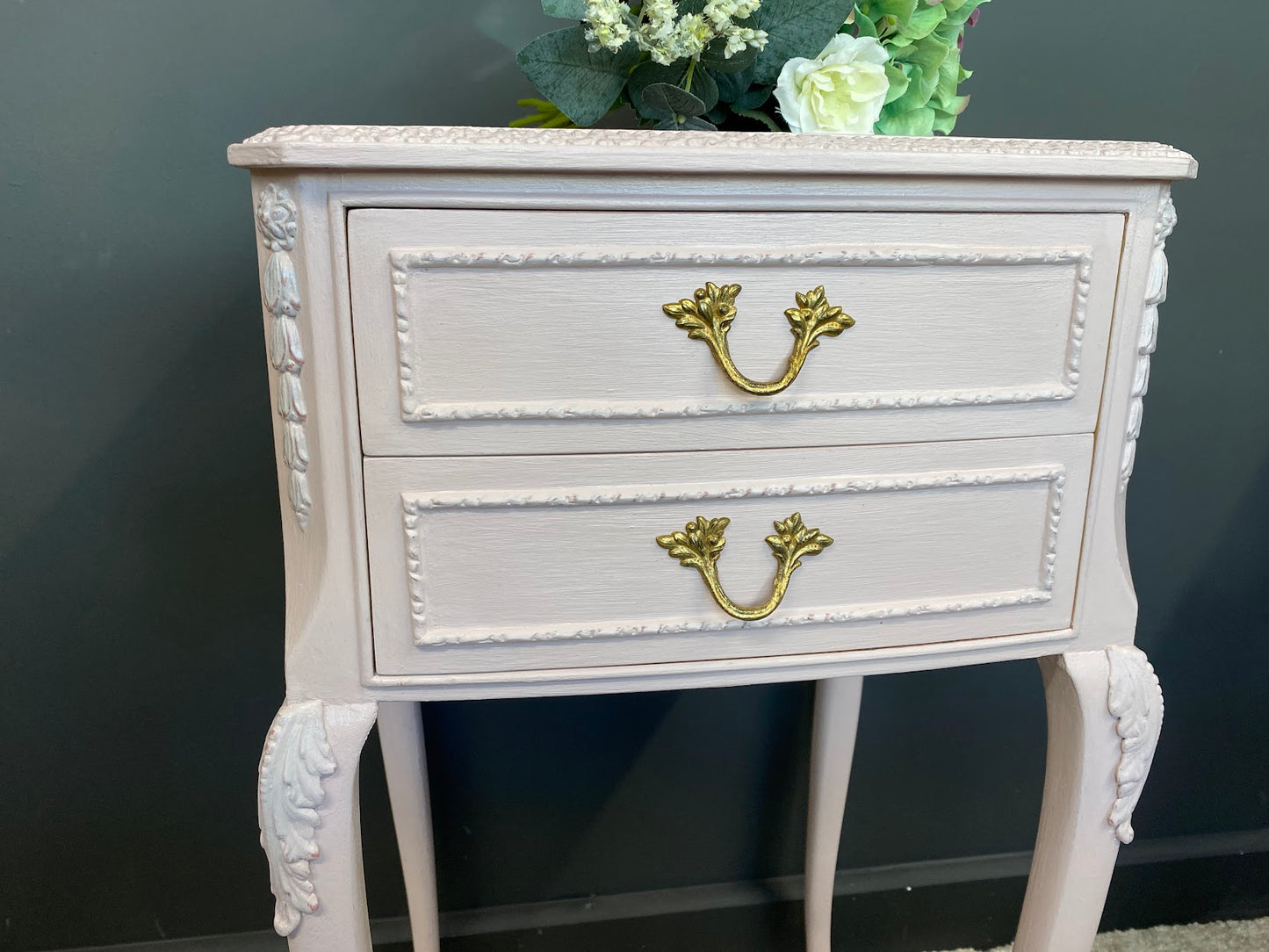 Vintage French nightstand/lamp table